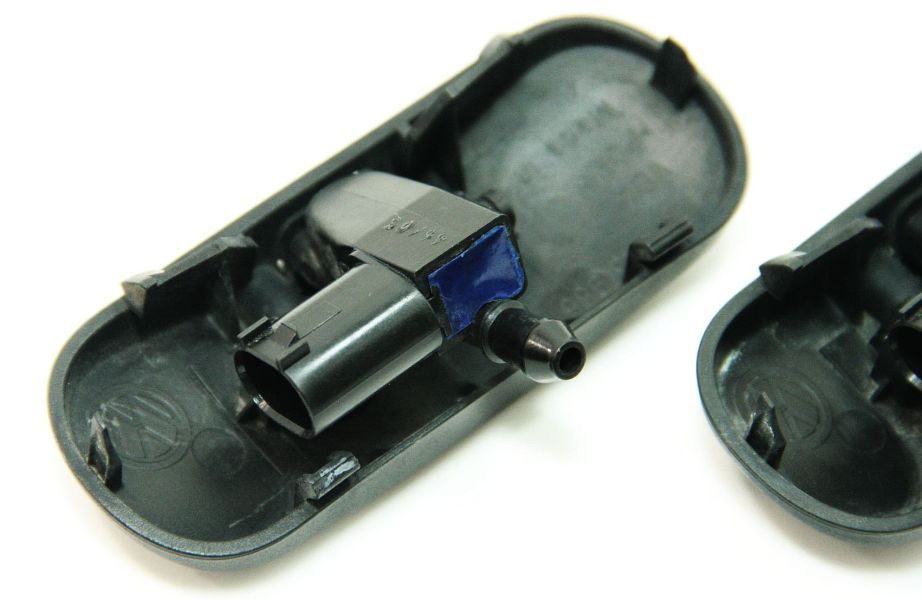 Heated Windshield Washer Nozzles Set 05-10 VW Jetta Rabbit GTI MK5 - 1T0 955 986
