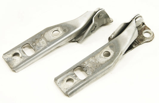 Hood Hinges Pair 99-05 VW Jetta Golf GTI MK4 - LG9R Silver - 1J0 823 301 / 302 A