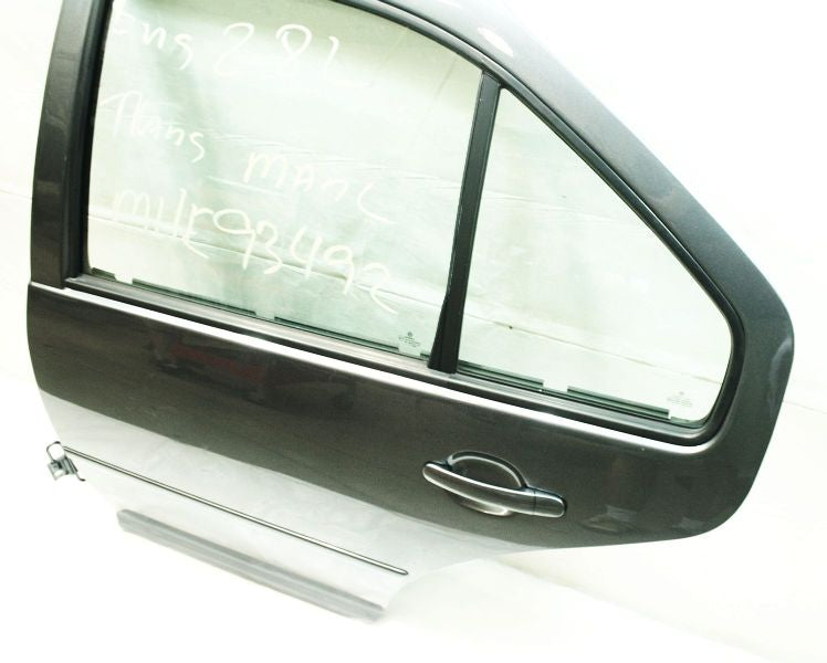 LH Rear Door Shell 99-03 VW Jetta Sedan MK4 LD7X Platinum Gray