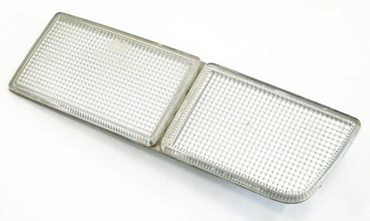 RH Bumper Dummy Lens 93-99 VW Jetta Golf GTI Cabrio MK3 - 1HM 941 778 Genuine