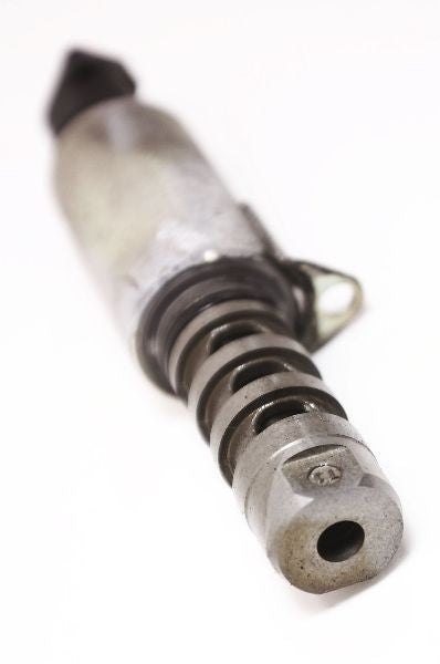 Variable Timing Valve 05-10 VW Jetta Rabbit Golf MK5 2.5 - 06E 109 257 J