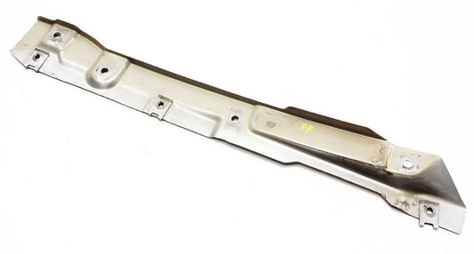 RH Upper Fender Mount Bracket 97-03 VW EuroVan - LA7W Reflex Silver - Genuine