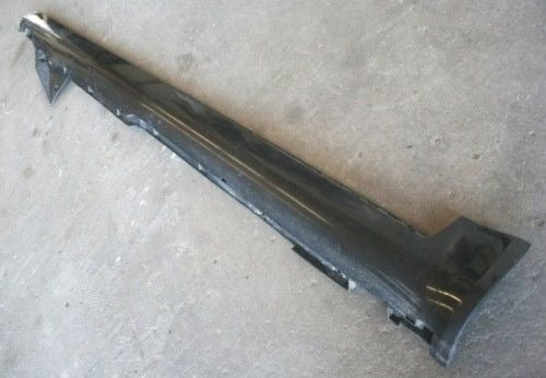 RH Skirt Rocker Trim Black Audi A6 98-04 V6 - Genuine - 4B0 853 860