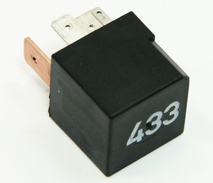 Starter Relay # 433 VW Jetta Rabbit GTI MK5 Passat Phaeton - 3D0 951 253 A