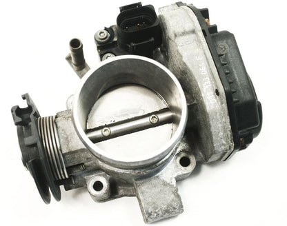 Throttle Body 96-98 VW Jetta Golf GTI MK3 - 2.0 ABA - Genuine - 037 133 064 F