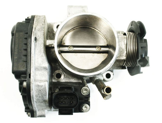 Throttle Body 98-99 VW Jetta Golf MK3 99-02 Cabrio 2.0 ABA - 037 133 064 J