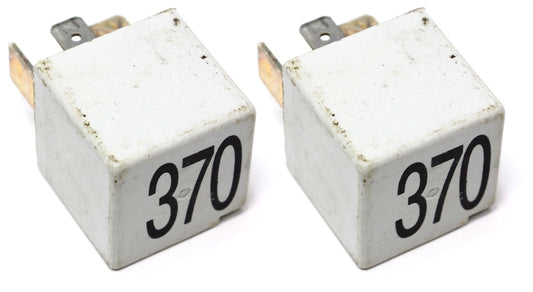 2x Fan Relay # 370 VW Passat Jetta Golf GTI Cabrio Audi A4 A6 OEM - 8D0 951 253