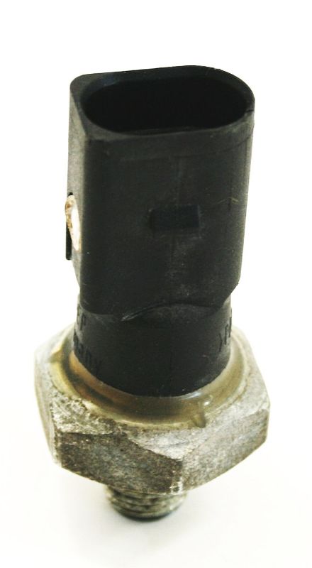 Oil Pressure Sensor Switch VW Jetta GTI Golf Audi A4 A3 2.0T 2.5 - 06D 919 081 B