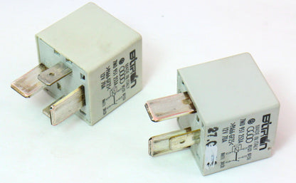 2x Relay # 100 VW Audi Jetta Rabbit Golf Cabrio Passat Eurovan - 7M0 951 253 A