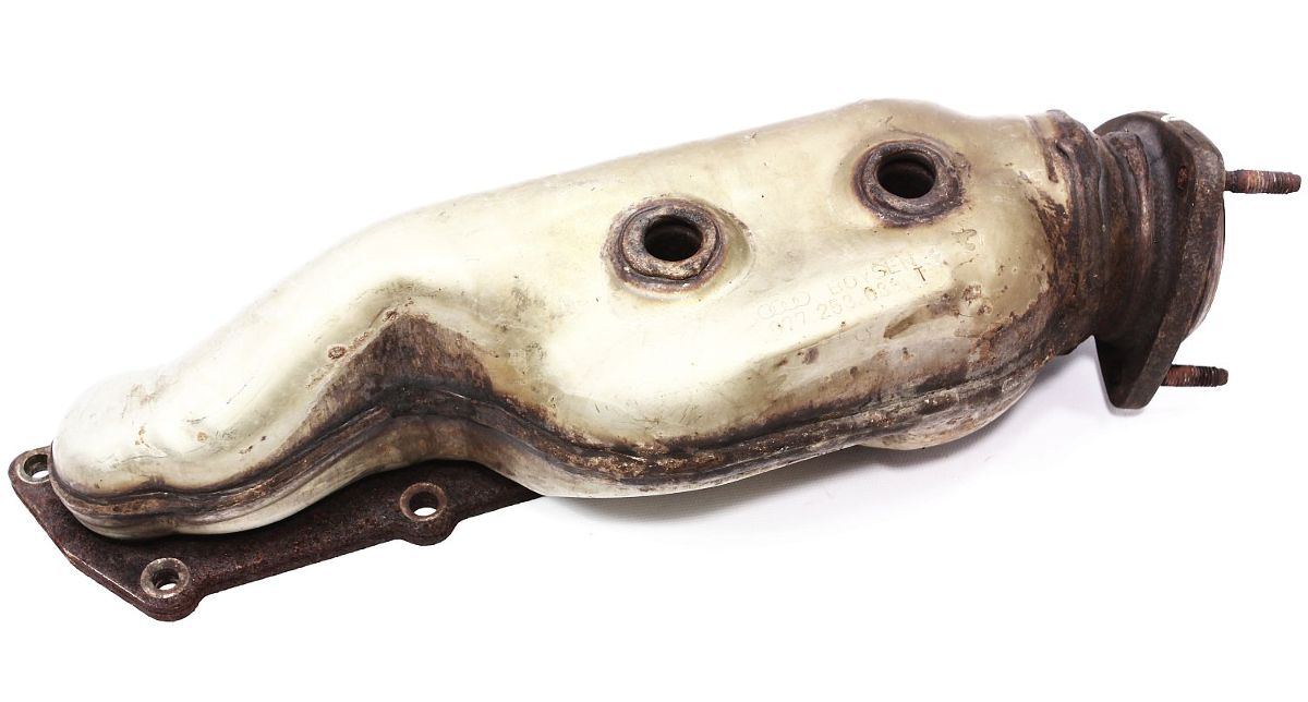 LH Exhaust Manifold V8 Audi A6 C5 A8 D2 VW Phaeton Touareg - 077 253 033 T