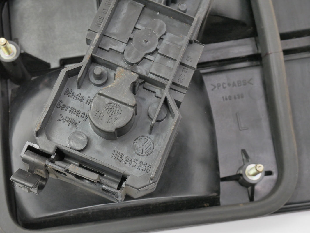 LH Inner Tail Light Lamp 93-99 VW Jetta MK3 Taillight - Genuine - 1HM 945 093