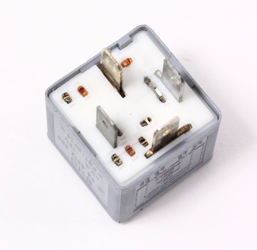 Relay 214 VW Passat - Audi 80 90 5000 A4 A6 - Genuine - 443 951 253 K