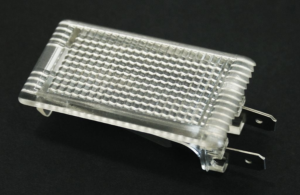 Trunk Light Audi A4 S4 96-01 A6 98-04 glove box - Genuine -