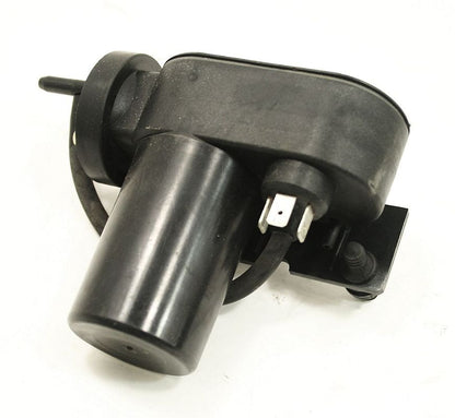 Cruise Control Vacuum Actuator Pump VW Passat Audi A4 S4 A6 S6 - 4B0 907 325