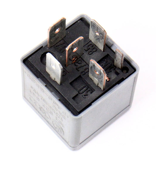 Relay 79 VW Audi Jetta Golf GTI Passat Eurovan Audi A4 A6 - 191 927 841