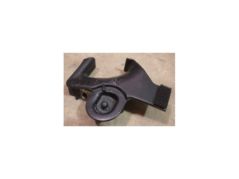 RH Rear Seatbelt Guide 98-05 VW Passat B5 Right Side - 3B0 857 762 A