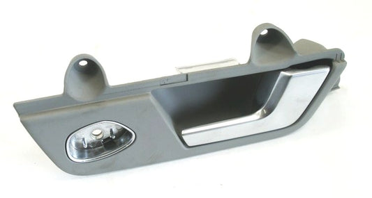 RH Rear Interior Door Handle Audi A4 02-08 B6 B7 - Genuine - 8E0 839 020 C