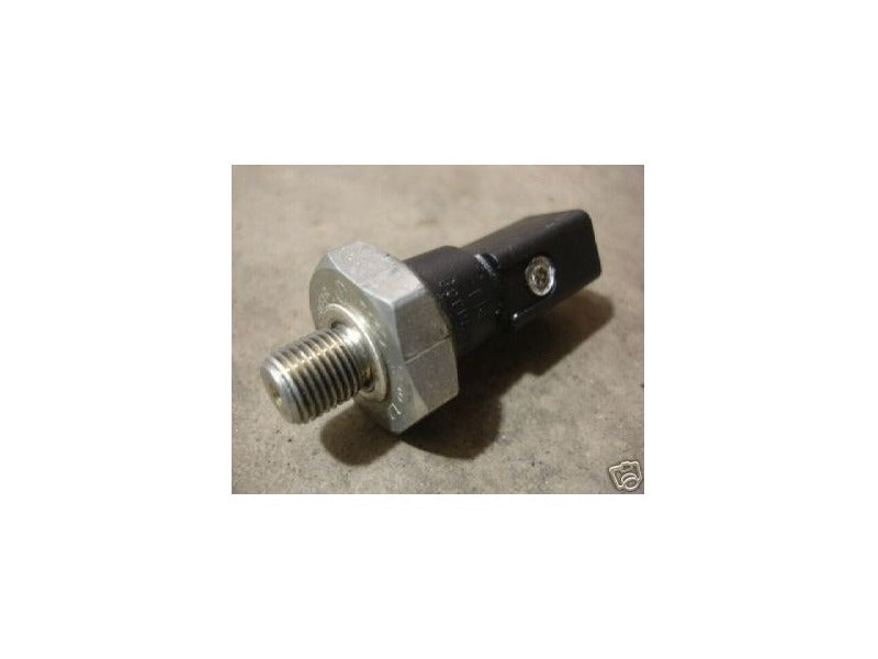 Oil Pressure Switch 05-09 VW Jetta Rabbit MK5 Passat - Genuine - 06D 919 081 B