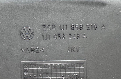 RH Dash End Cap Cover Interior Trim 99-05 VW Jetta Golf GTI MK4 - 1J1 858 218 A