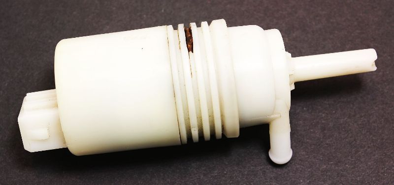 Windshield Washer Fluid Pump 93-99 VW Cabrio Jetta Mk3 - Genuine - 1H5 955 651