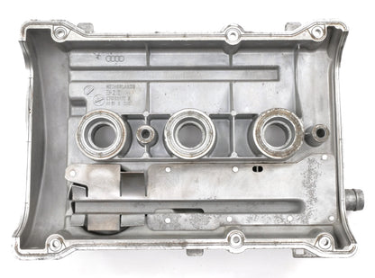 LH Cylinder Head Valve Cover Audi A4 A6 C5 VW Passat B5 2.8 V6 - 078 103 471 R
