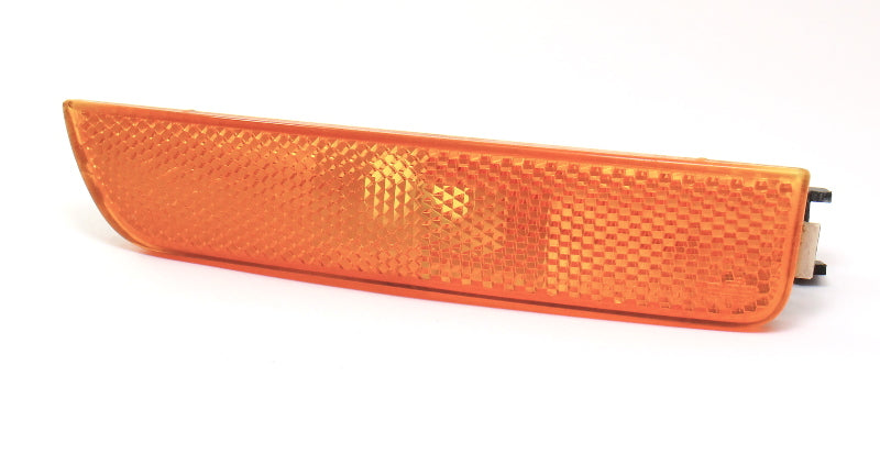 RH Front Bumper Side Marker Light 01-05 VW Passat B5.5 - Genuine - 3B0 945 072