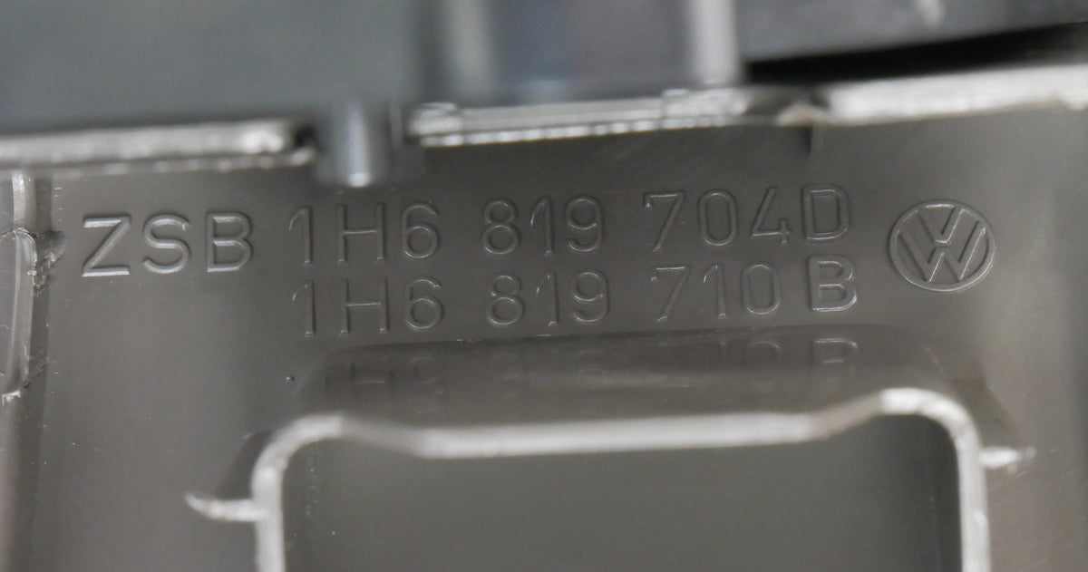 RH Dash Vent Trim VW 93-99 Jetta Golf GTI MK3 Beaver - Genuine - 1H6 819 704