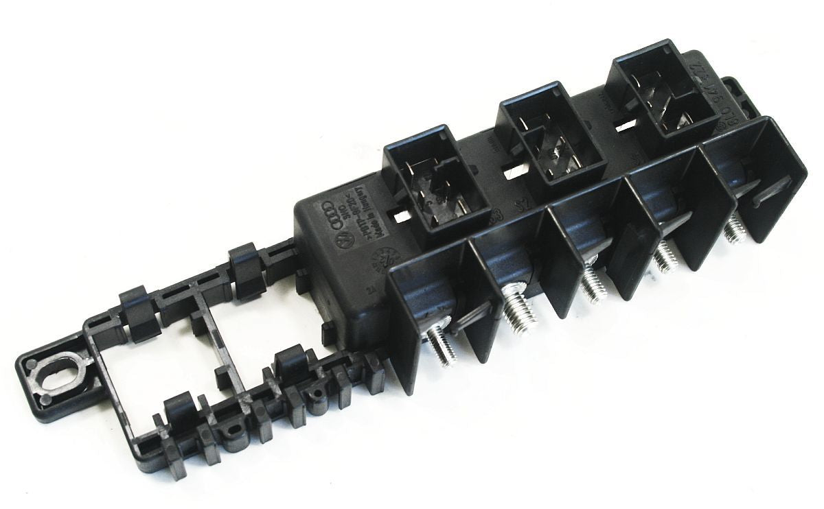 Relay Fuse Panel Board 00-05 VW Jetta Golf GTI Beetle Audi TT - 8L0 941 822