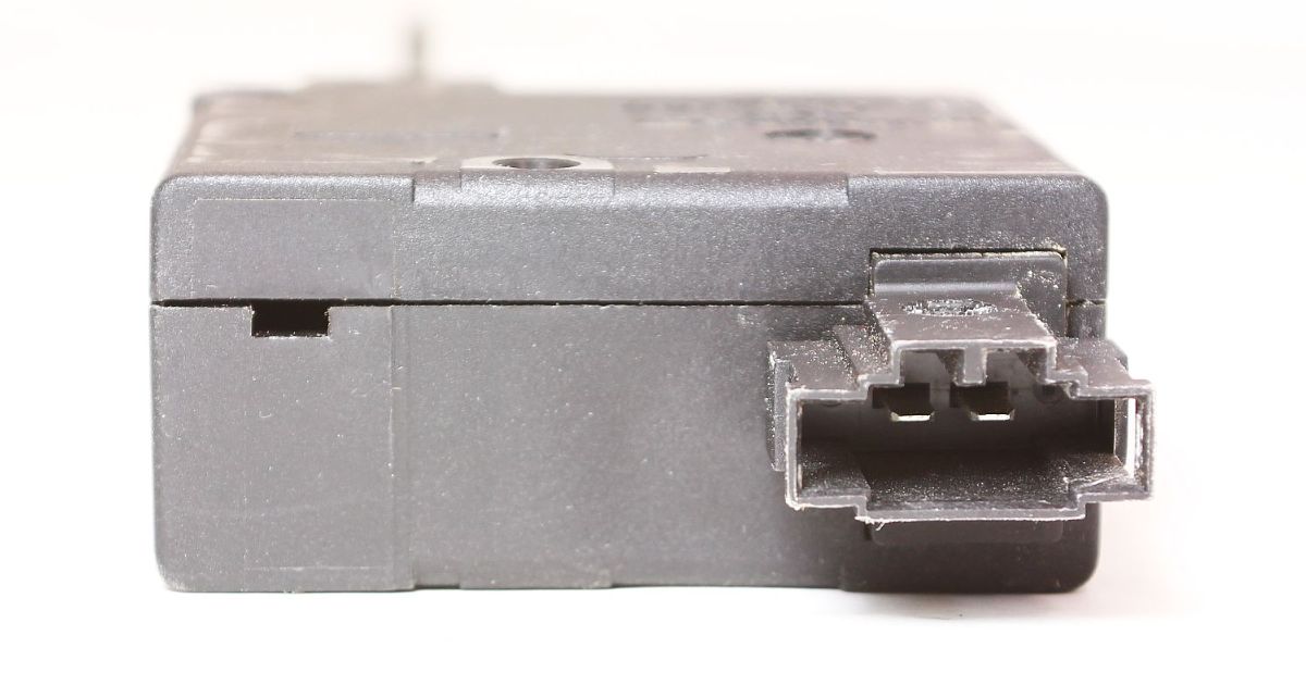 Trunk Latch Lock Power Actuator 93-99 VW Jetta MK3 - Genuine - 1H5 959 781