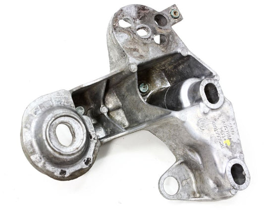 RH Engine Sub Frame Mount Bracket Audi A6 A4 C5 VW Passat ~ 4B0 199 352