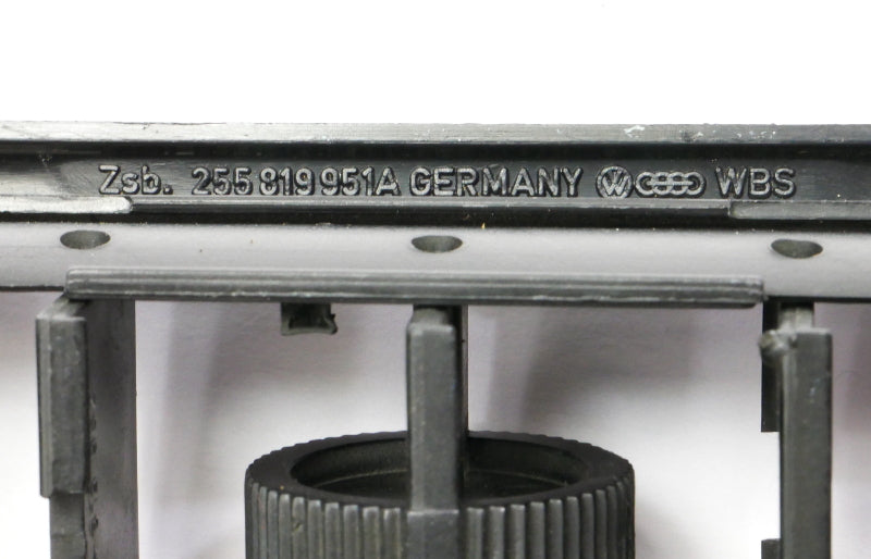 Vent Ceiling Overhead Air AC A/C 86-91 VW Vanagon Westy T3 Carat - 255 819 951 A