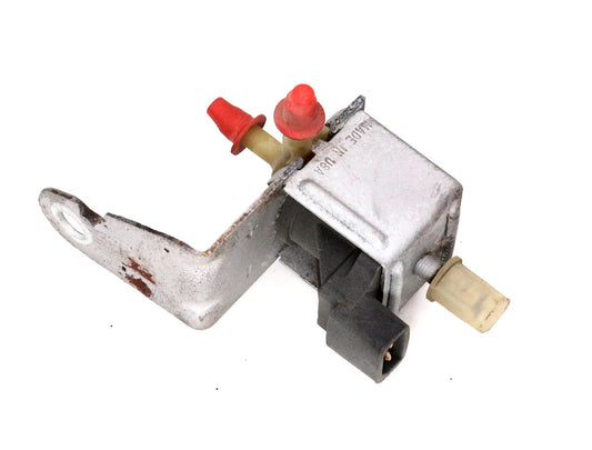 Vacuum Change Over Valve 92-95 VW Passat B3 B4 Corrado Jetta GTI VR6 - Genuine