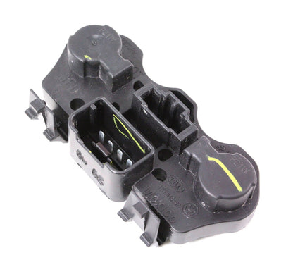 Outer Taillight Bulb Socket Holder Tray Board 05-10 VW Jetta MK5 - 1K5 945 257