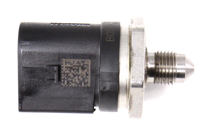 Fuel Pressure Sensor VW Jetta GTI Mk5 Audi A3 A4 TT Eos 2.0T - 06J 906 051 B