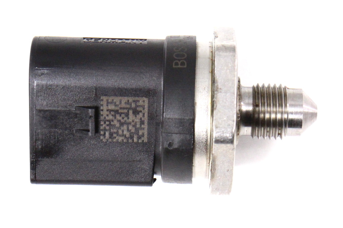 Fuel Pressure Sensor VW Jetta GTI Mk5 Audi A3 A4 TT Eos 2.0T OEM - 06J 906 051 B
