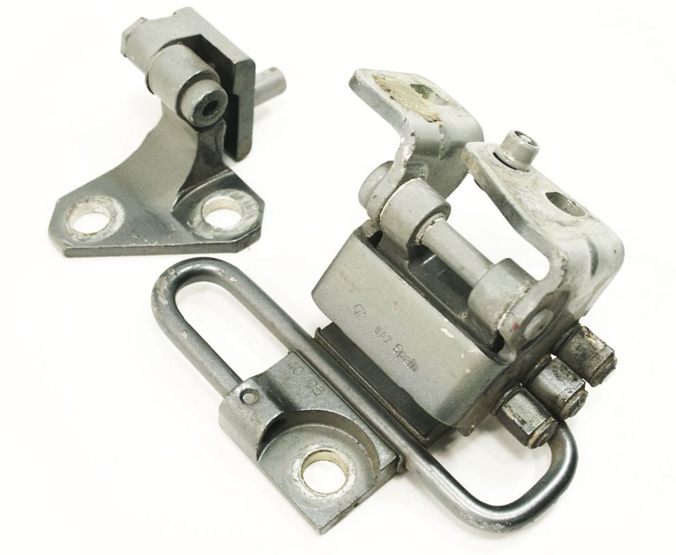 LH Driver Front Door Hinges 05-10 VW Jetta Rabbit GTI MK5 Sportwagen LD7X Gray