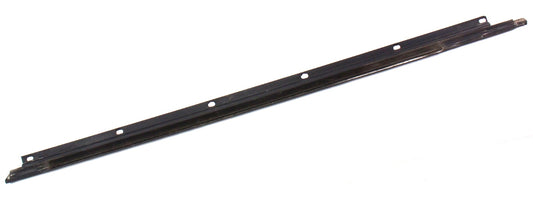 RH Front Exterior Door Window Scraper Trim Molding 05-10 VW Jetta Rabbit GTI MK5