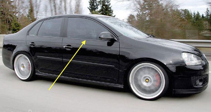 RH Front Exterior Door Window Scraper Trim Molding 05-10 VW Jetta Rabbit GTI MK5