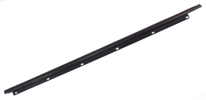 RH Front Exterior Door Window Scraper Trim Molding 05-10 VW Jetta Rabbit GTI MK5