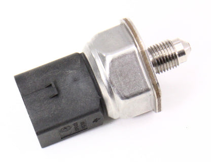 Fuel Pressure Sensor Audi VW Jetta Golf Mk6 Beetle Tiguan Genuine - 06K 906 051