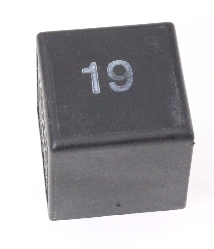 Relay 19 VW Audi Jetta Golf Rabbit Passat Corrado - Genuine - 191 955 531