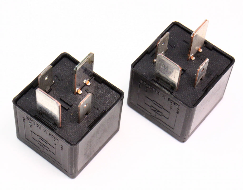 2x Relay # 100 VW Audi Jetta Rabbit Golf Cabrio Passat Eurovan / 7M0 951 253 A