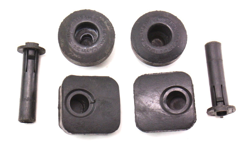 Upper & Lower Radiator Mount Set Bushings 98-05 VW Passat B5 B5.5 ~ 8D0 121 276