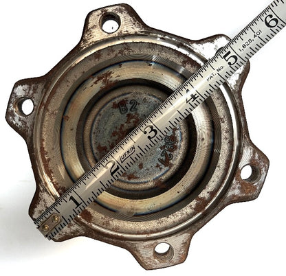 RH Automatic Transmission Axle Flange 98-05 VW Passat B5 4motion
