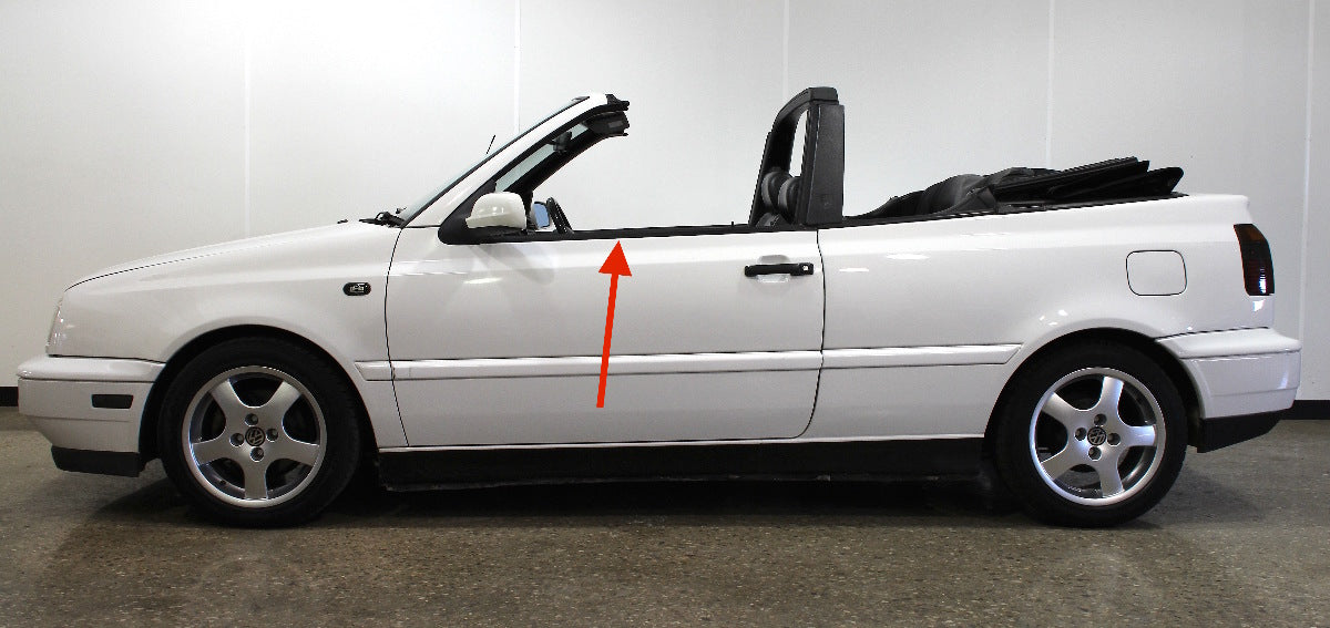 LH Exterior Window Door Scraper Trim Molding Seal 95-02 VW Cabrio Mk3 - Genuine