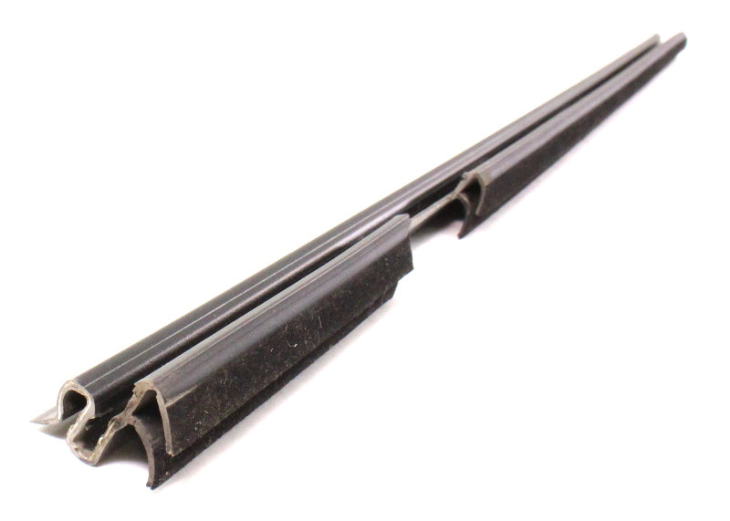LH Rear Door Panel Window Scraper Trim 05-10 VW Jetta Rabbit MK5 1K5 839 471 D