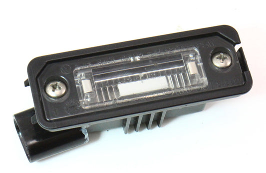 License Plate Lights Lens & Housing 04-06 VW Phaeton ~ Genuine ~ 3D0 943 021 A