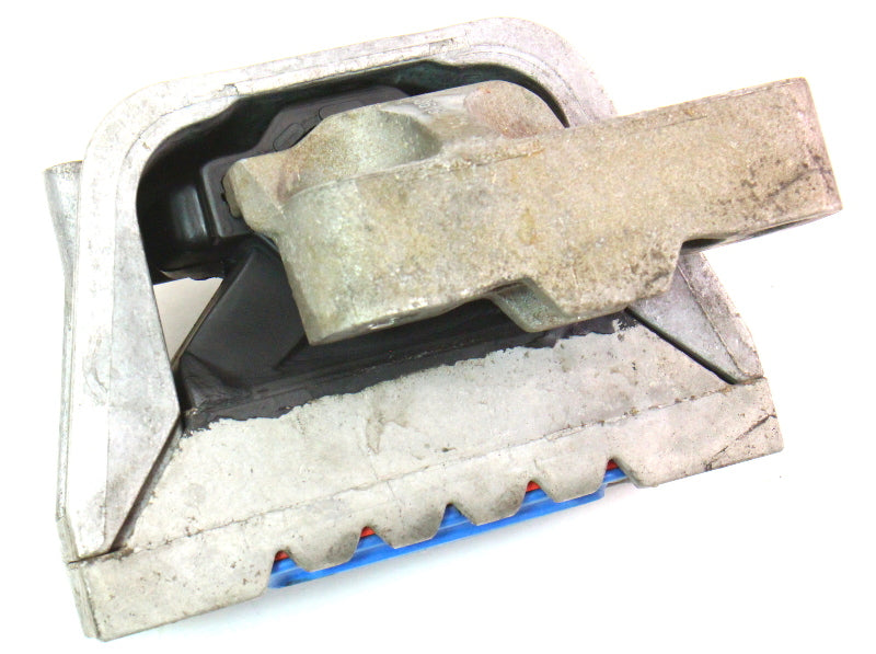 RH Engine Mount Support Bushing 05-07 VW Jetta MK5 1.9 TDI BRM - 1K0 199 262 BA