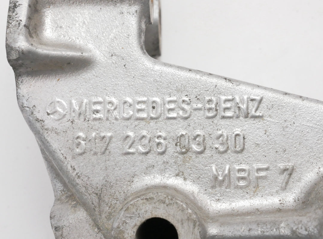 Power Steering Bracket Mercedes Diesel OM617 300D 300CD 300TD - 617 236 03 30