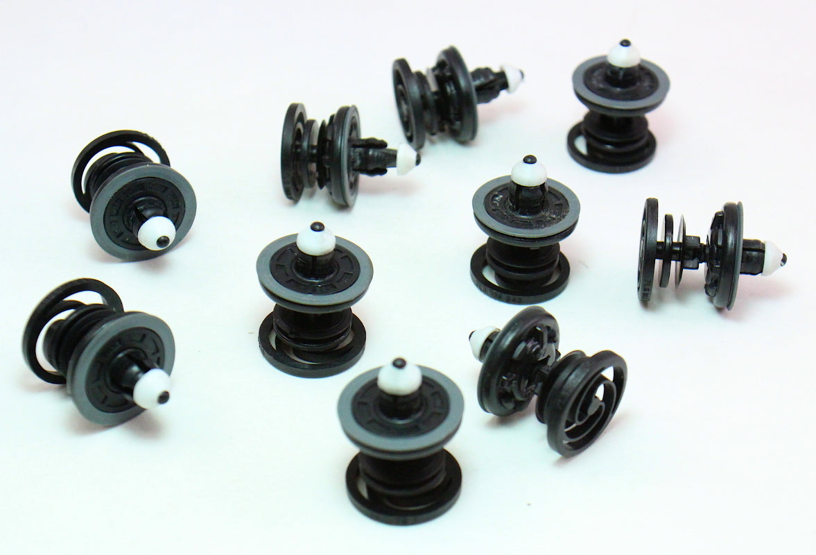 Genuine Volkswagen 10x Door Panel Clips 11-18 Jetta MK6 Golf Mk7 - Genuine